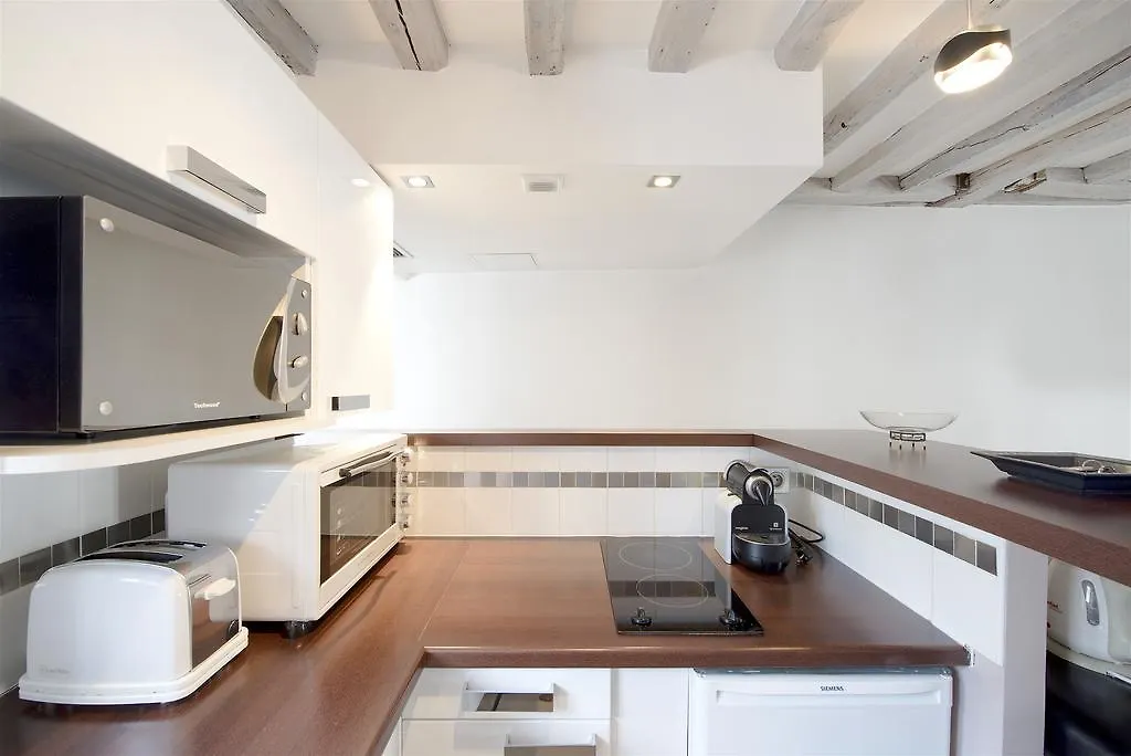 Marais - Sicile Apartment Paris